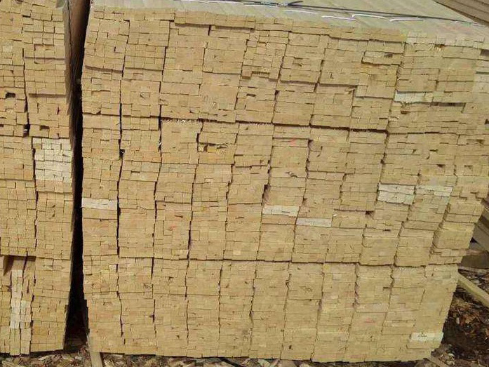 白松，樟松，落叶松，加工各种阔叶规格板材，及原木销售 木材加工