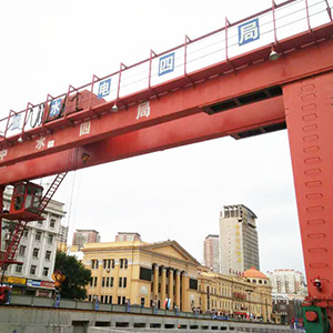 单梁桥式起重机 龙门吊，单梁起重机，双梁起重机，龙门吊销售，龙门吊租赁，龙门吊维修保养