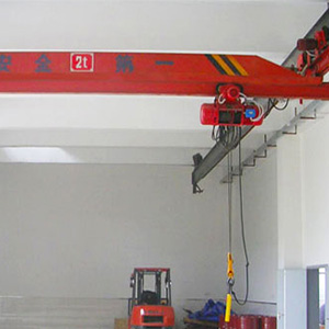 单梁桥式起重机 龙门吊，单梁起重机，双梁起重机，龙门吊销售，龙门吊租赁，龙门吊维修保养