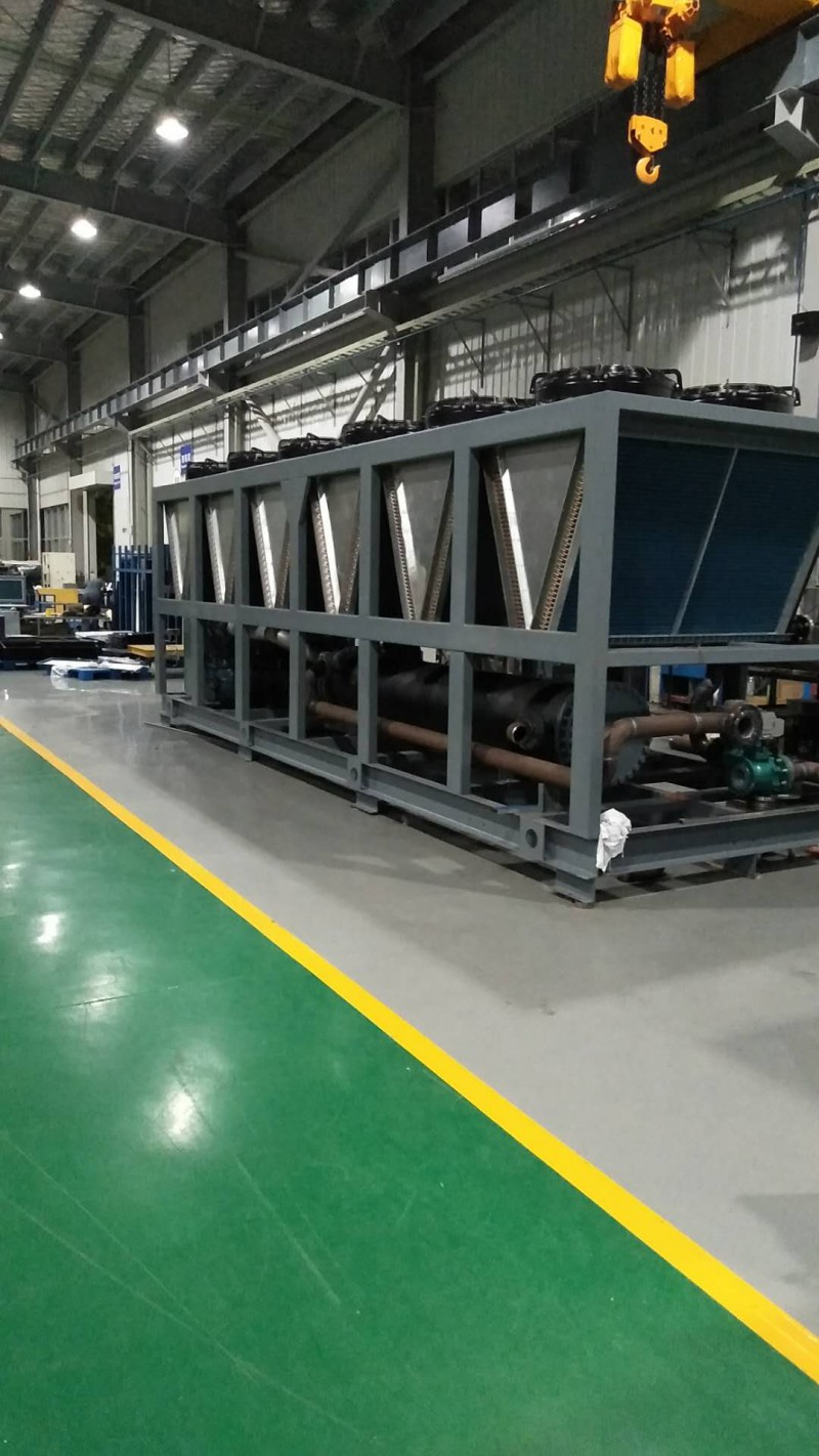 武汉厂家供应高品质冷却机组采用螺杆型压缩机  低温冷水机