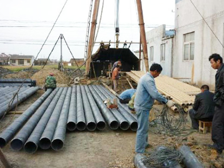 cf567396fd2c177902f249a236f91e14机械钻井