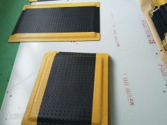 机房缓解疲劳垫  防静电橡胶板,防静电垫子原理