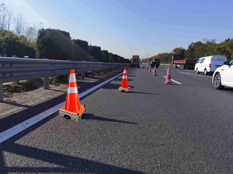 遥控路锥封路系统
