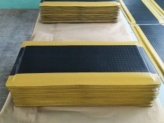 生产线缓冲垫，20MM防滑防疲劳脚垫，卡优无味防静电桌垫
